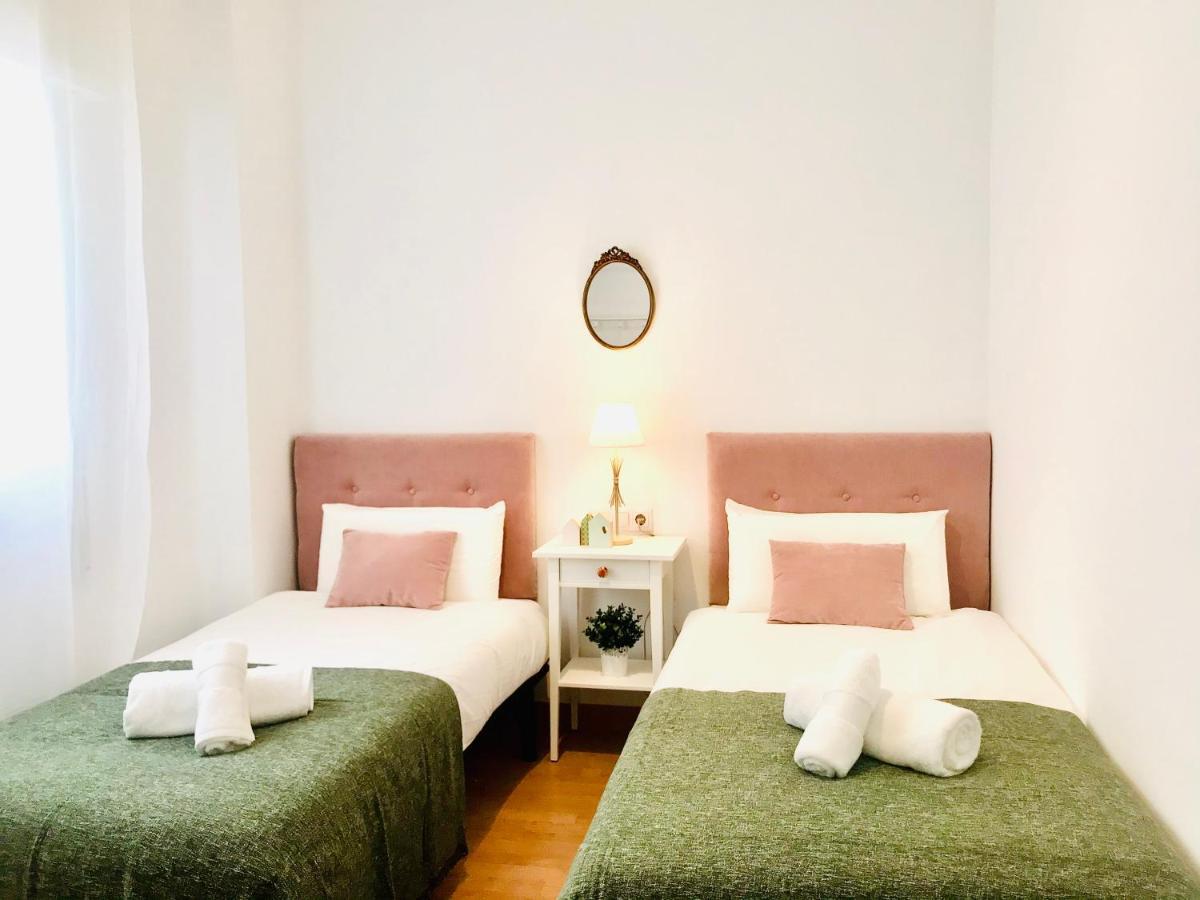 Gleaming & Well Located Apartment In Malaga Center Ngoại thất bức ảnh