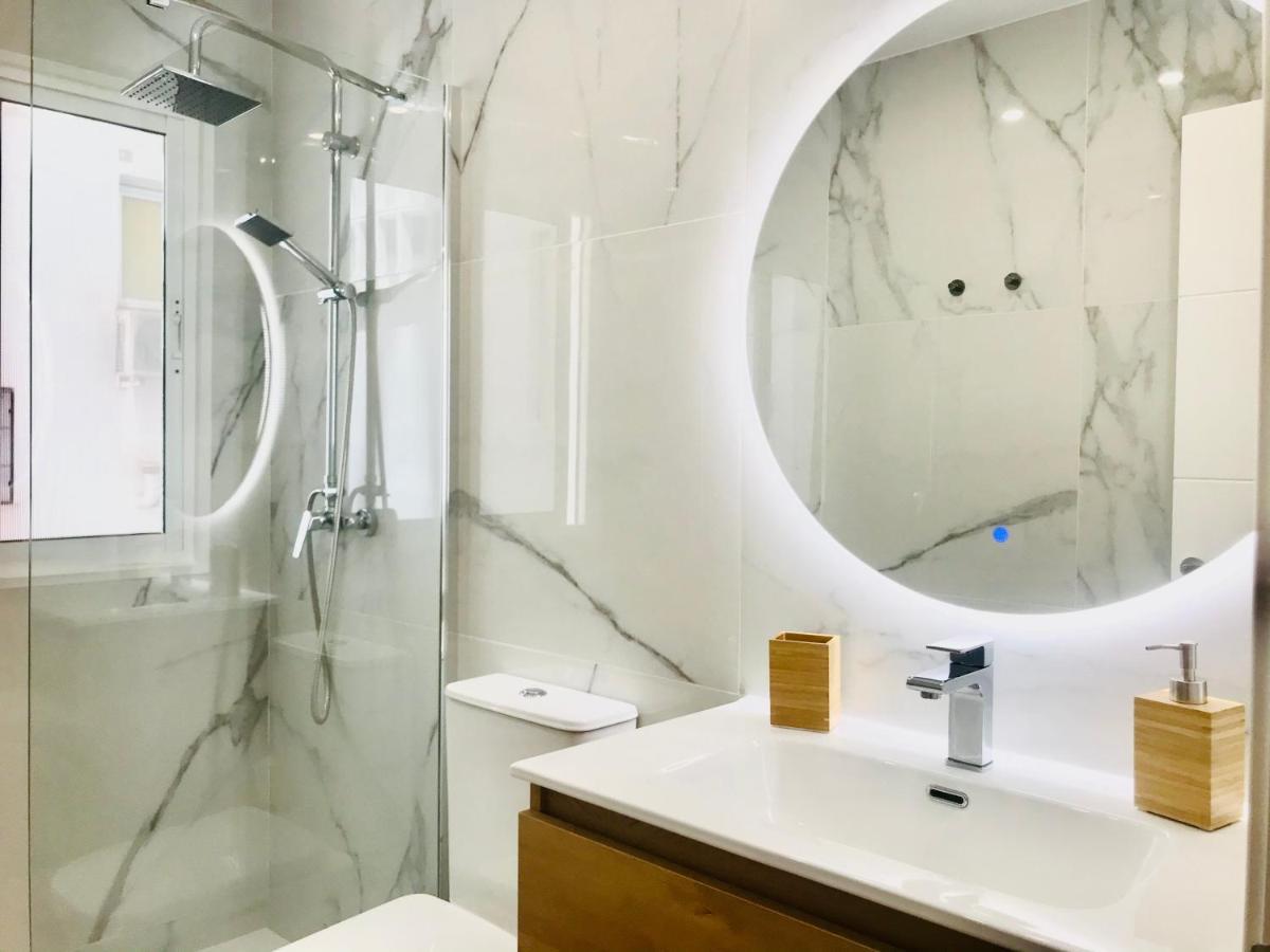 Gleaming & Well Located Apartment In Malaga Center Ngoại thất bức ảnh