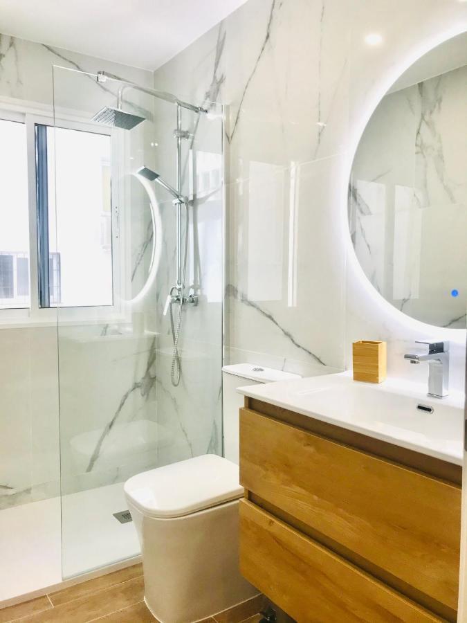 Gleaming & Well Located Apartment In Malaga Center Ngoại thất bức ảnh