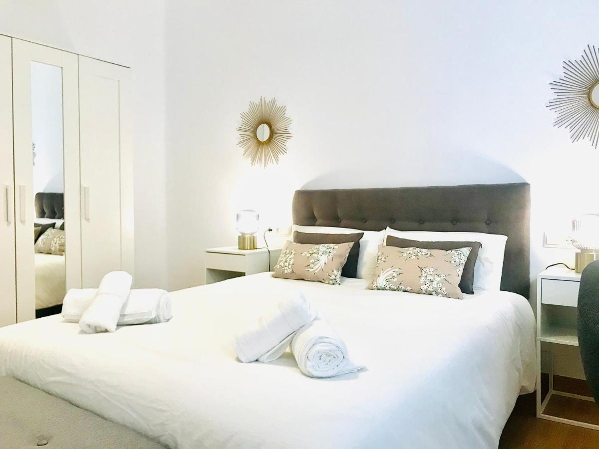 Gleaming & Well Located Apartment In Malaga Center Ngoại thất bức ảnh